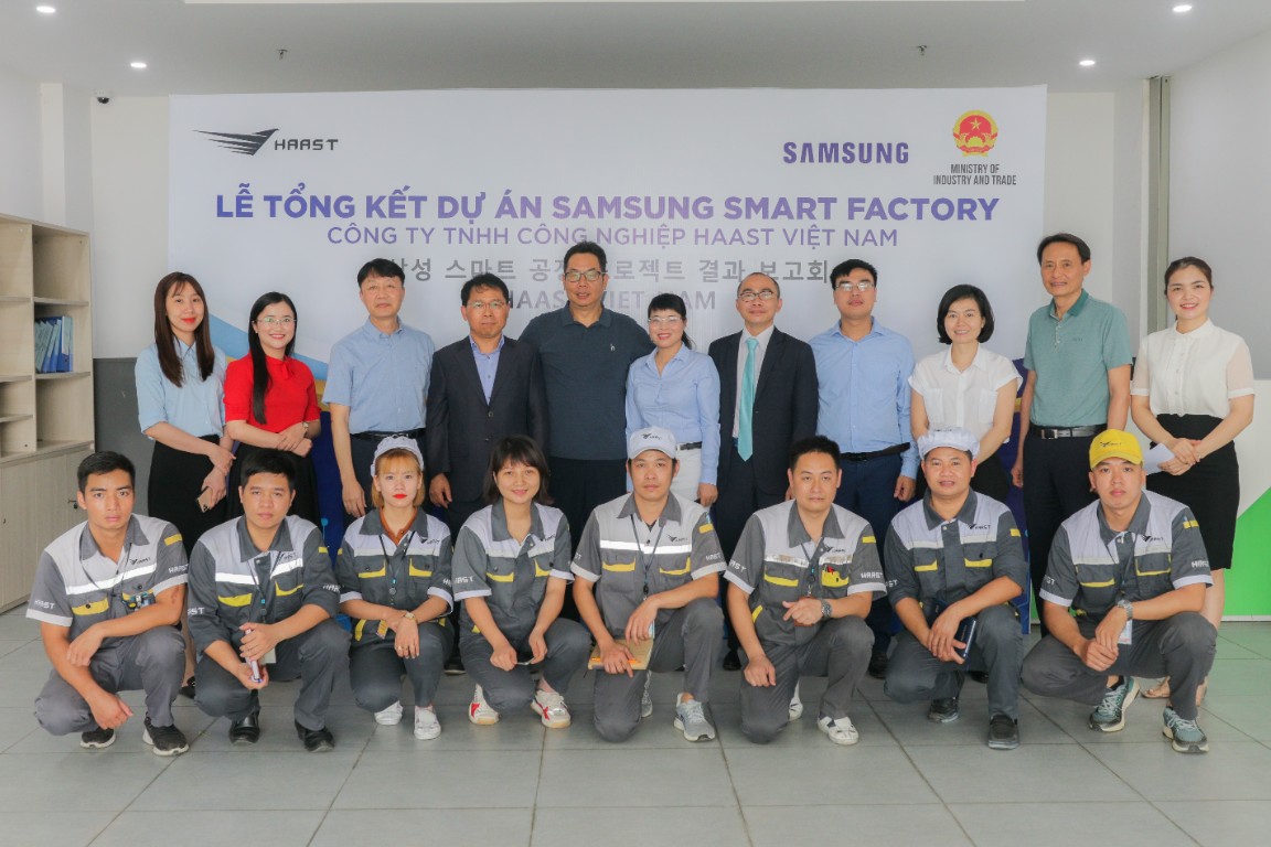 (Tuoitrethudo.com.vn) OVERCOMING LIMITS, GETTING CLOSER TO SMART FACTORIES